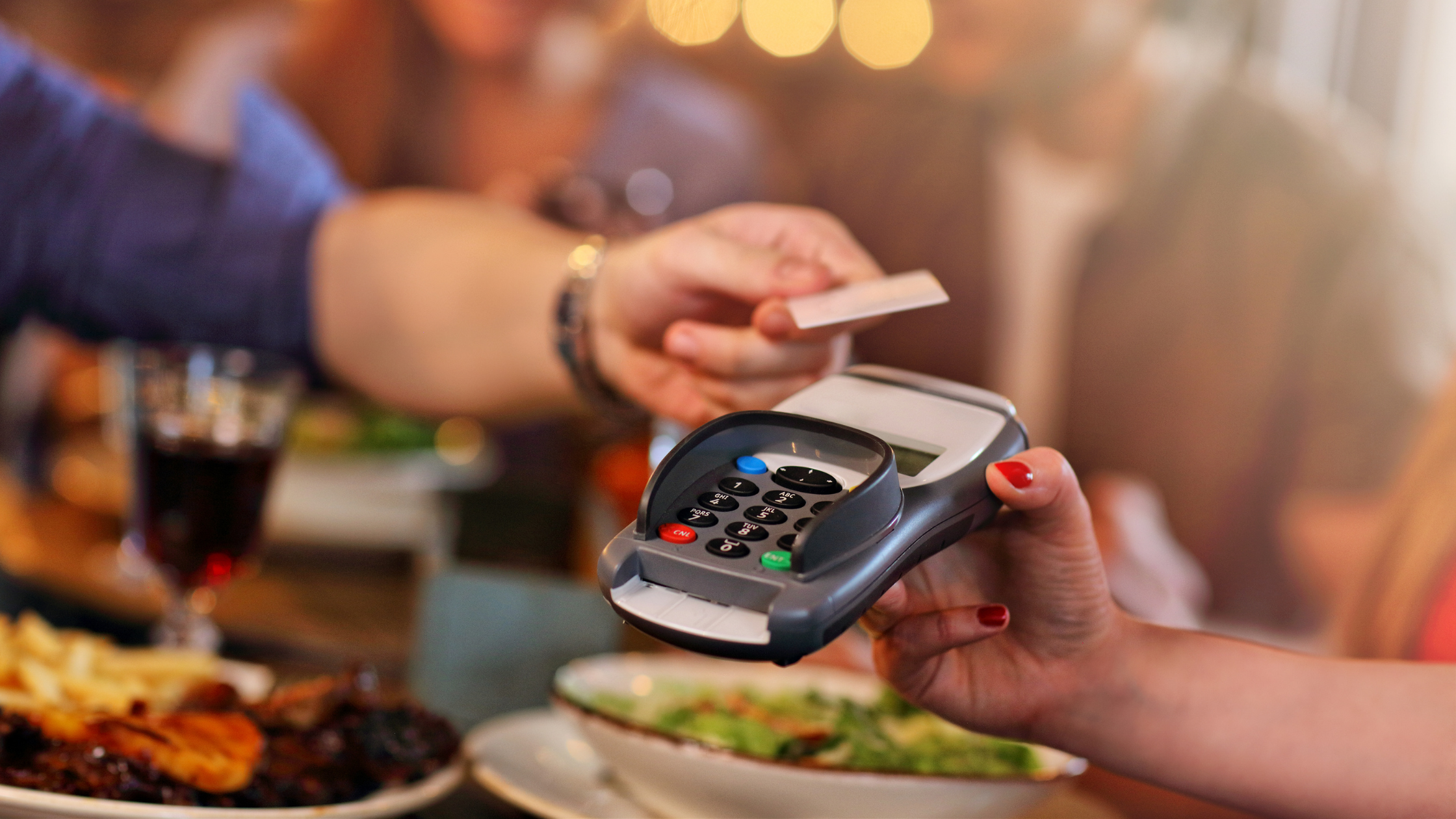 Counteract slow restaurant sales with a loyalty program