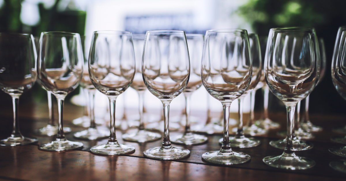 choosing the right glass for wine