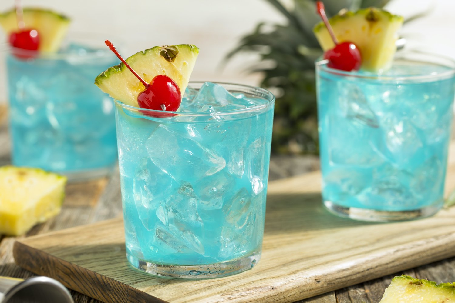 blue hawaii cocktail recipe